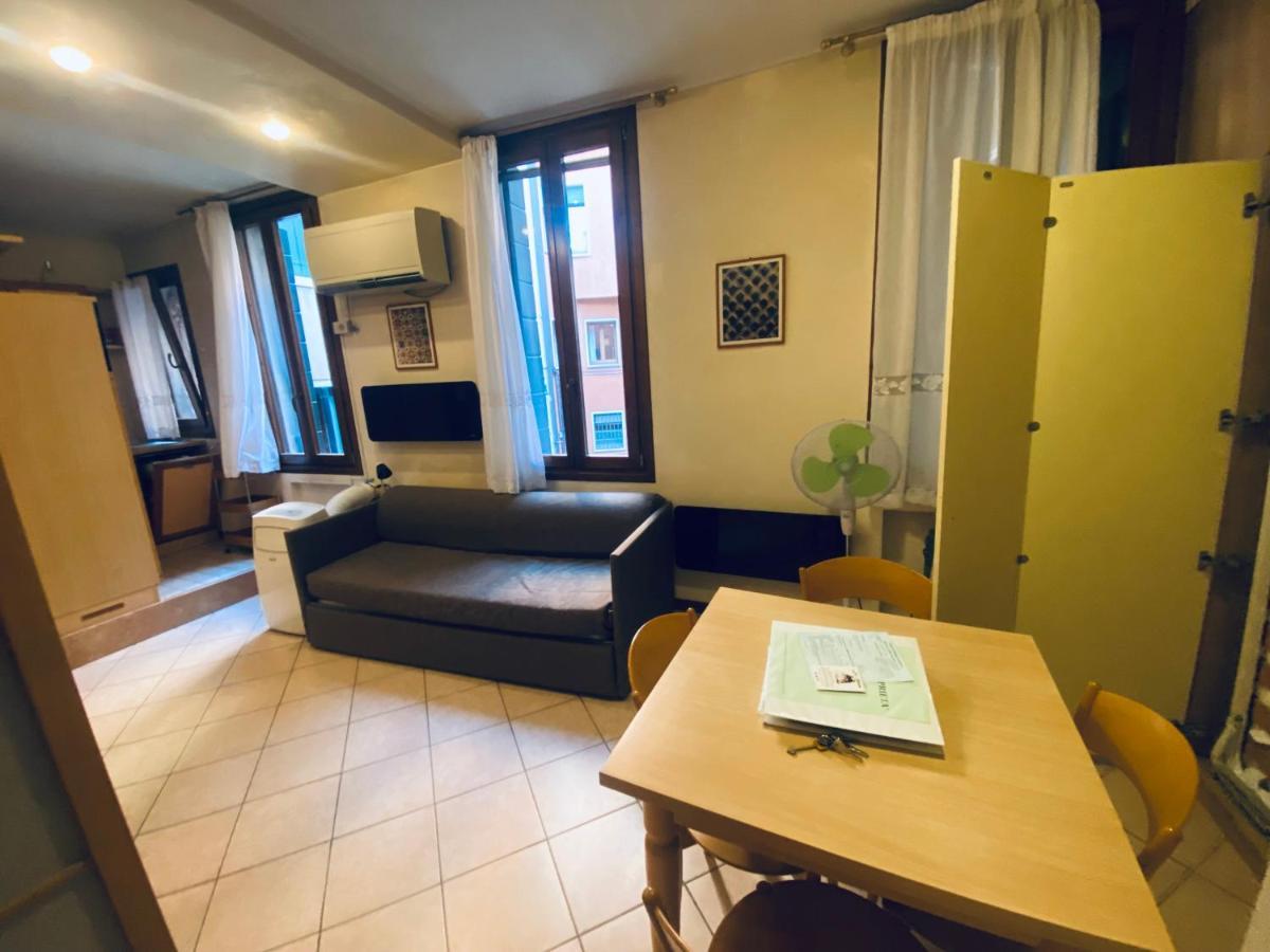 Multiproprieta Venezia Apartment ภายนอก รูปภาพ