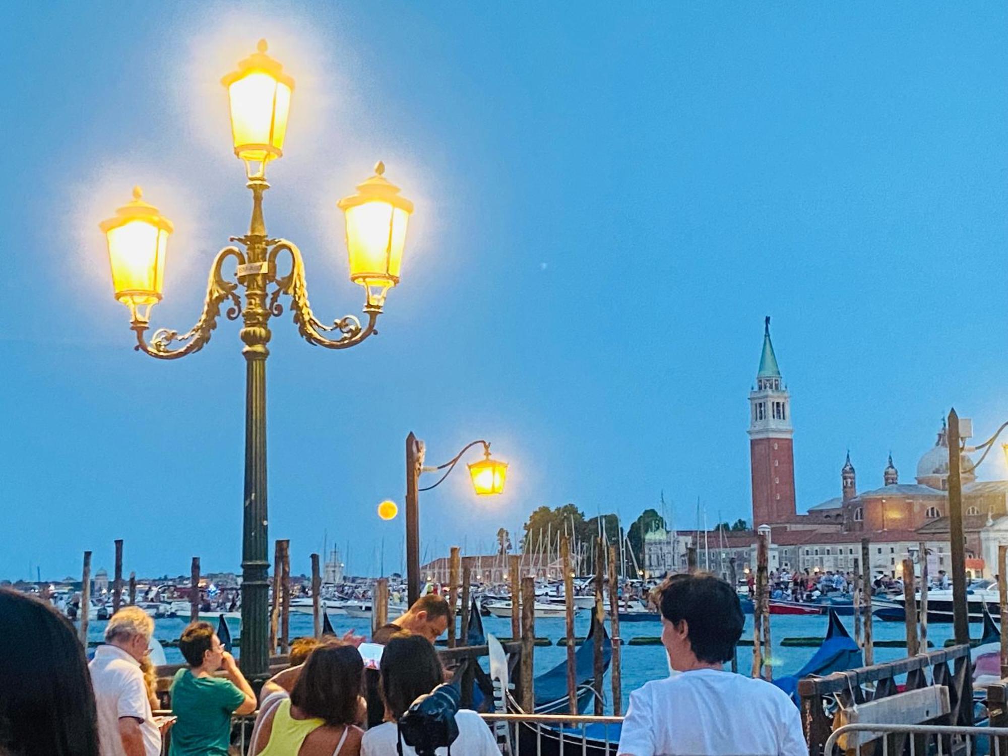 Multiproprieta Venezia Apartment ภายนอก รูปภาพ